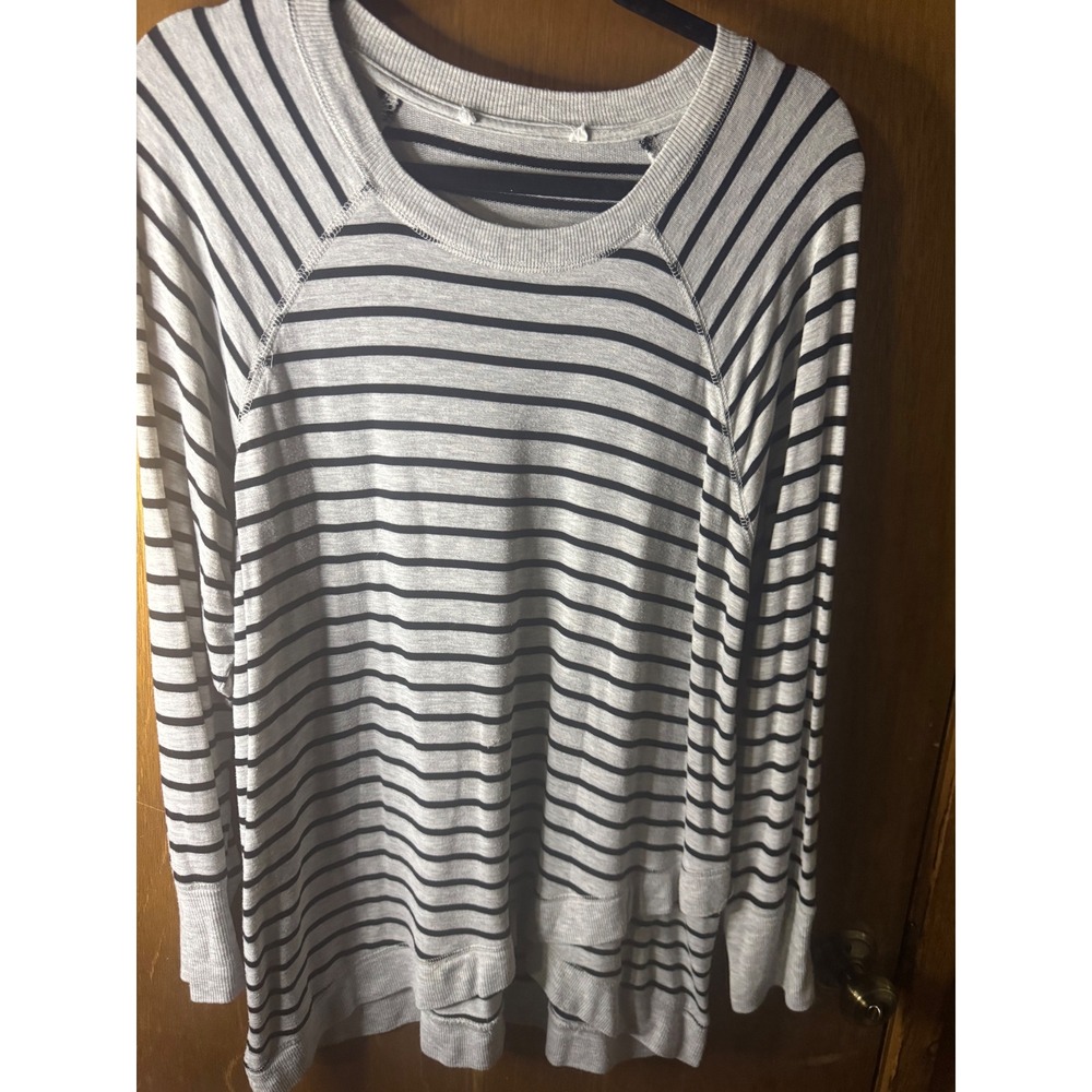 Womens Grey Black Striped Long Sleeve Raglan Top High Low Hem Crew Neck Sweater